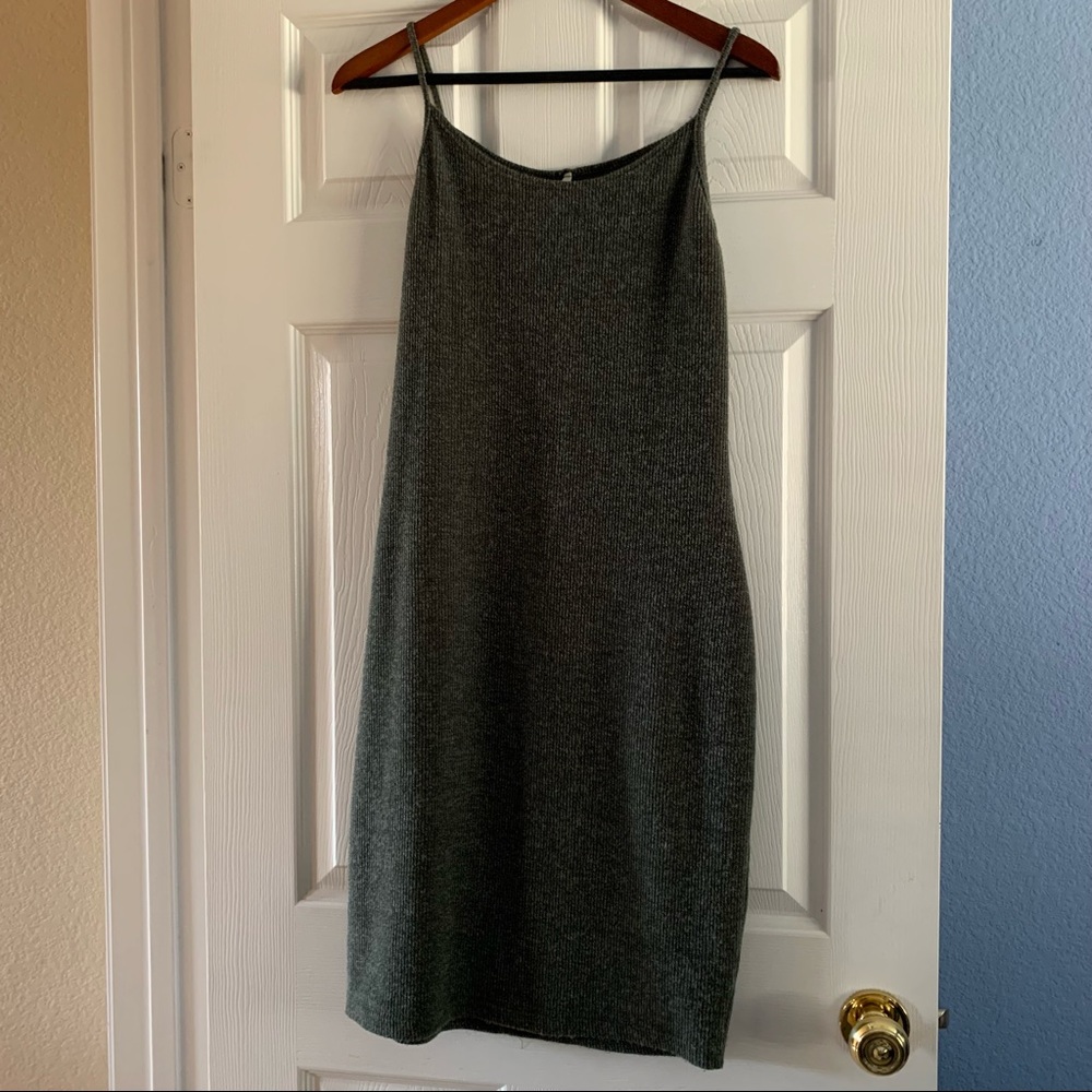 Ribbed Green Midi Dress - never worn